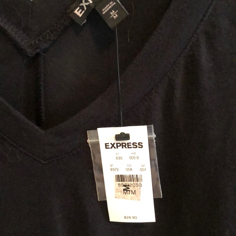 Express Top - Picture 2 of 4